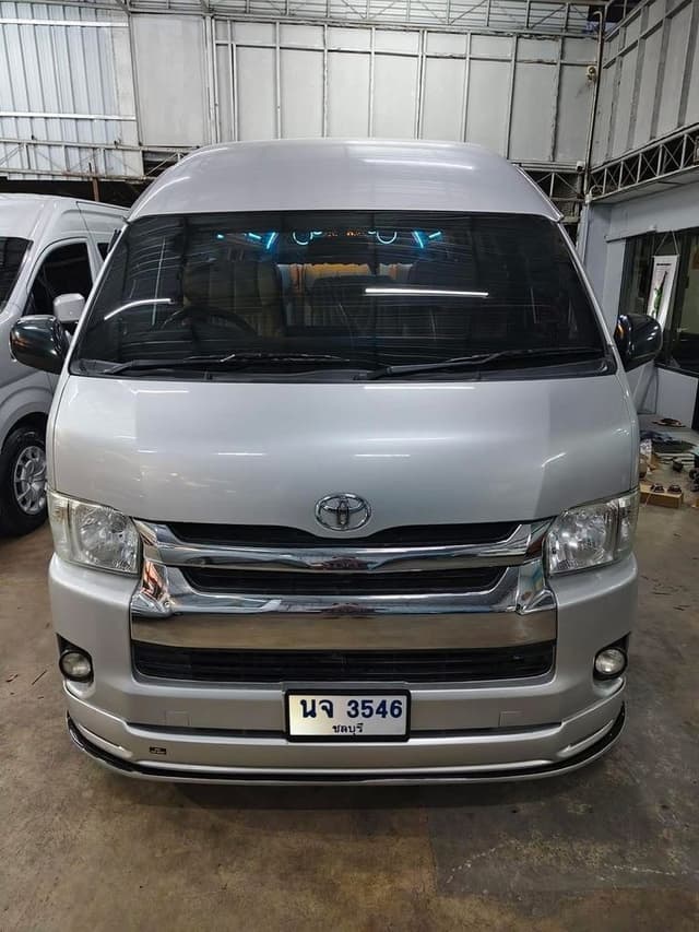 Toyota Commuter ปี 2017 3.0 ดีเซล