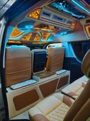 Toyota commuter 2017 3.0 Diesel - image blurred placeholder