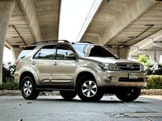 Toyota FORTUNER 3.0 V 4WD AT ปี 2007 จด 08 - image blurred placeholder