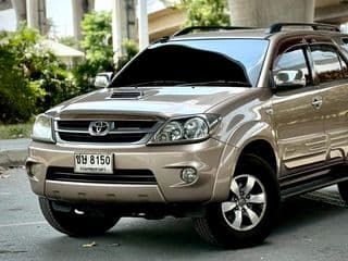 Toyota FORTUNER 3.0 V 4WD AT ปี 2007 จด 08 - image blurred placeholder