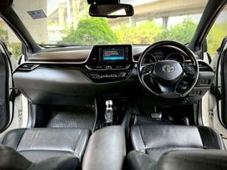 Toyota C-HR 1.8 Hybrid High AT. 2018 Registered 2019 - image blurred placeholder