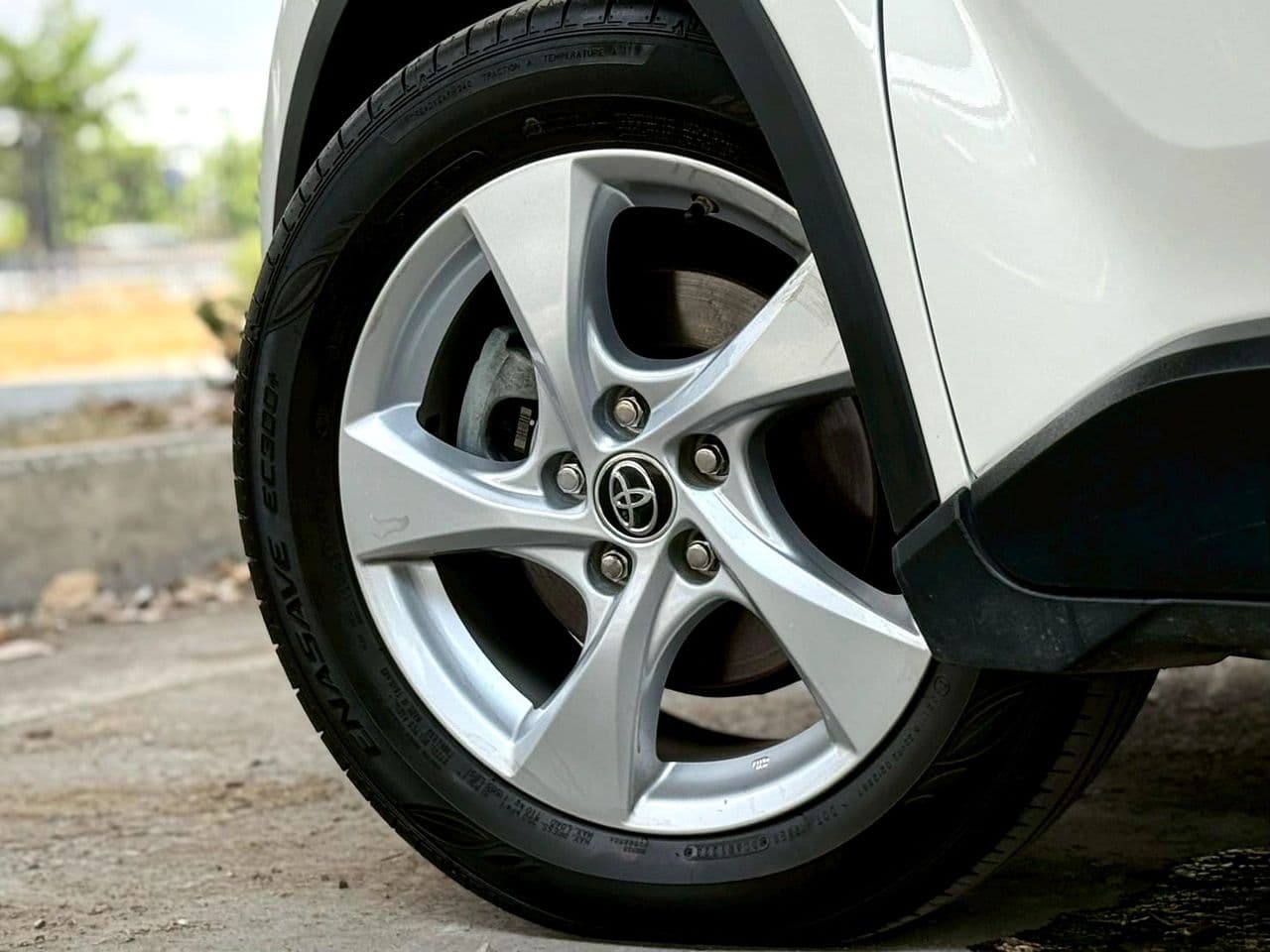 Toyota C-HR 1.8 Hybrid High AT. 2018 Registered 2019