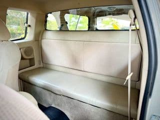 Toyota HILUX VIGO 2.5 E Extra Cab MT. 2006 - image blurred placeholder