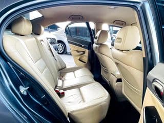 HONDA CIVIC FD E ปี 2009 - image blurred placeholder