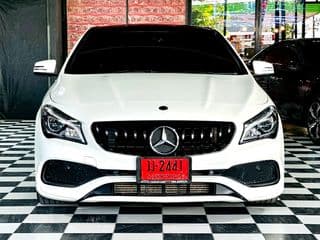 2018 Benz CLA250 2.0 AMG Dynamic - image blurred placeholder