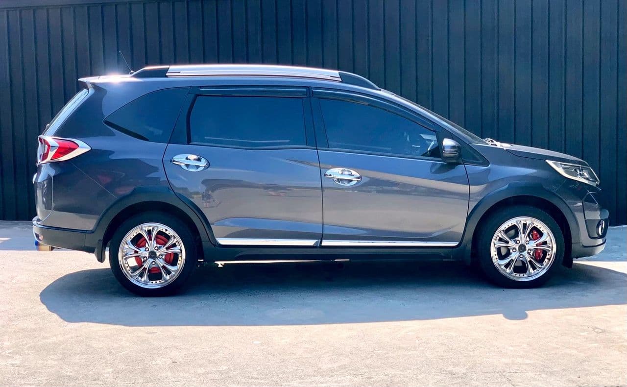 ปี 2016 HONDA BR-V 1.5 SV A/T