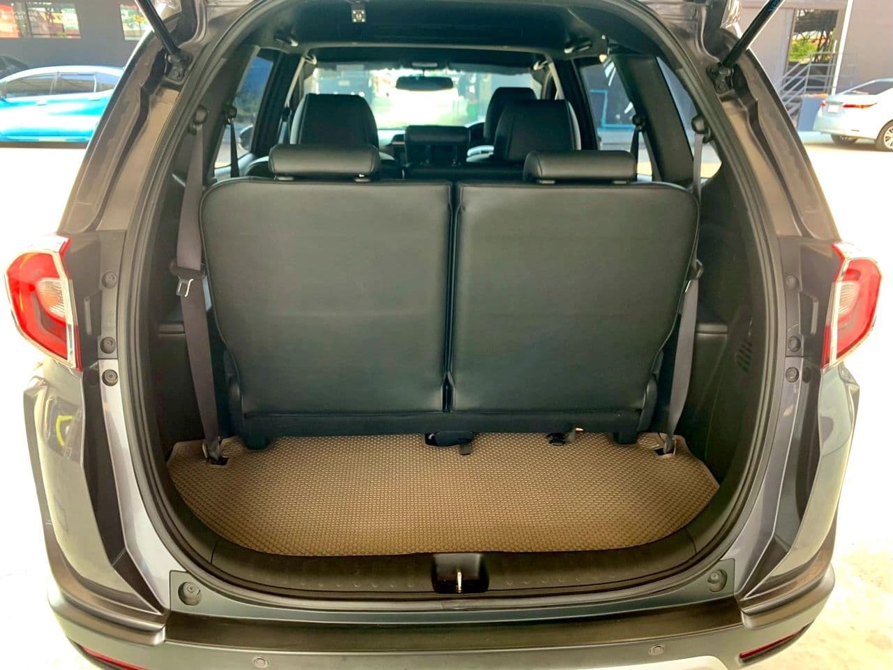 ปี 2016 HONDA BR-V 1.5 SV A/T