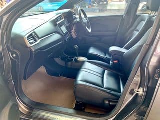 ปี 2016 HONDA BR-V 1.5 SV A/T - image blurred placeholder