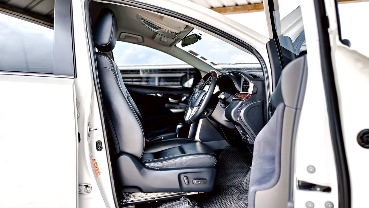 2018 Toyota Innova 2.8V A/T