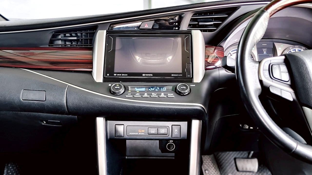 2018 Toyota Innova 2.8V A/T