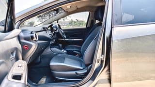 2024 NISSAN Almera 1.0 EL CVT A/T - image blurred placeholder