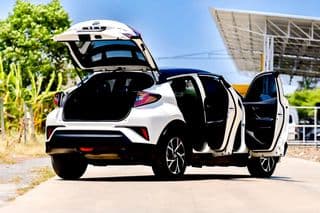 2019 TOYOTA C-HR 1.8 Hybrid High TOP A/T - image blurred placeholder