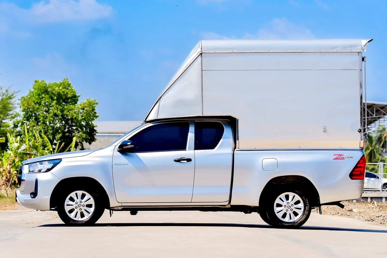 2021 TOYOTA Hilux Revo Smart Cab 2.4 6M/T