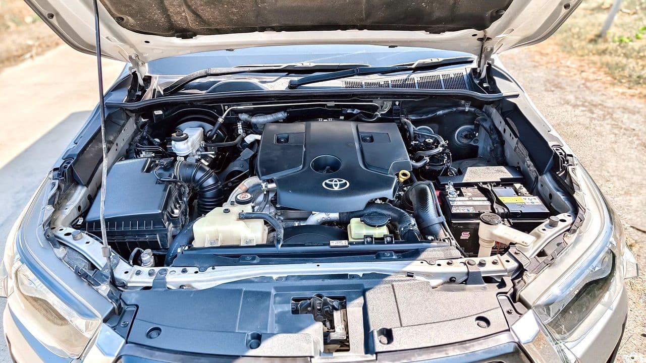 2021 TOYOTA Hilux Revo Smart Cab 2.4 6M/T