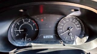 2021 TOYOTA Hilux Revo Smart Cab 2.4 6M/T - image blurred placeholder