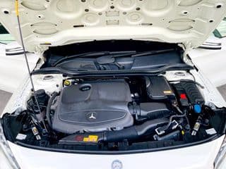 2017 MERCEDES-BENZ GLA200 1.6 Urban W156 - image blurred placeholder