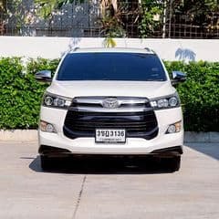 2017 TOYOTA INNOVA CRYSTA 2.8 V - image blurred placeholder