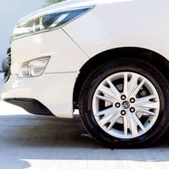 2017 TOYOTA INNOVA CRYSTA 2.8 V - image blurred placeholder