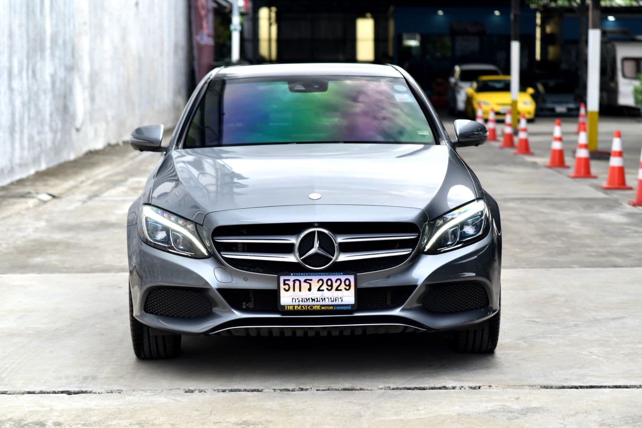ปี 2017 Benz C350e AMG Dynamic W205
