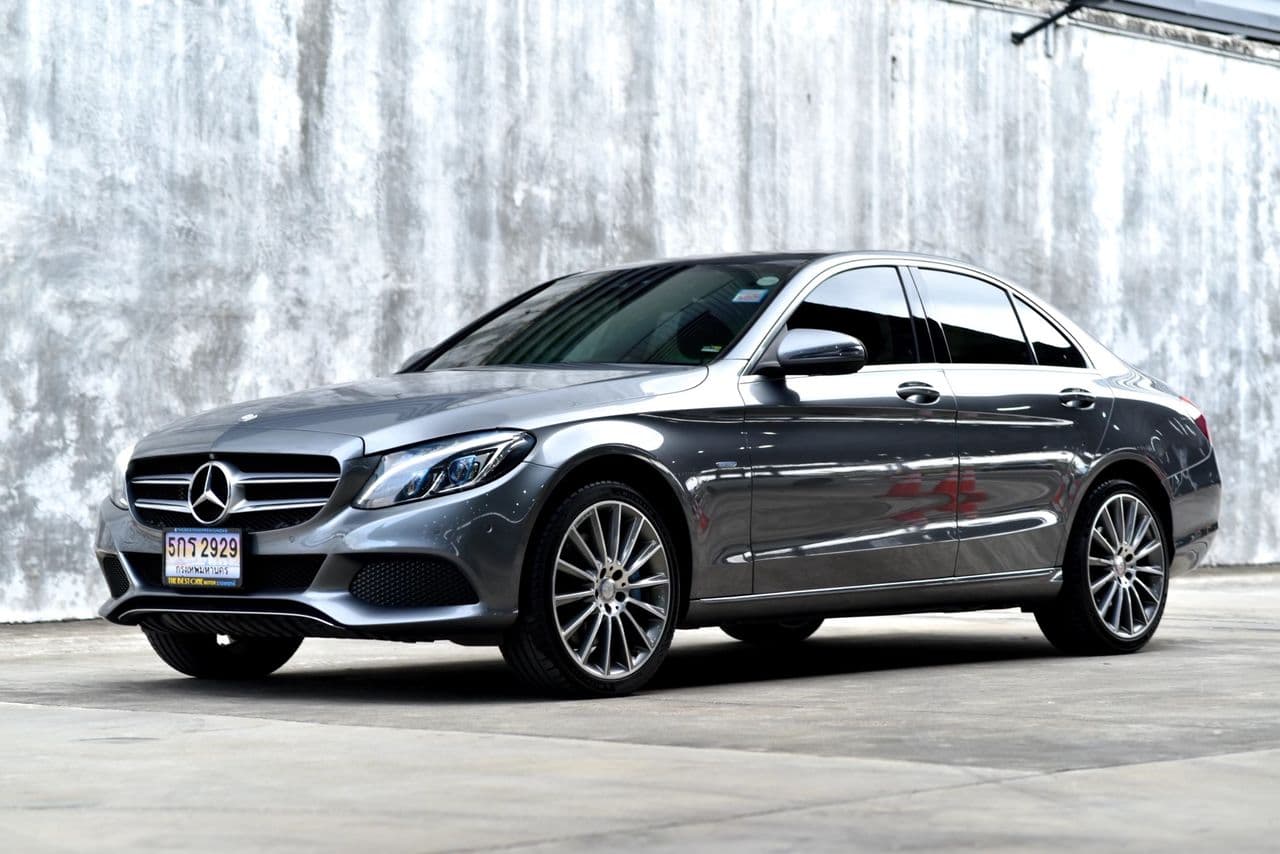 ปี 2017 Benz C350e AMG Dynamic W205