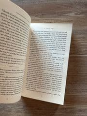 The Psychology of Money - Morgan Housel - image blurred placeholder