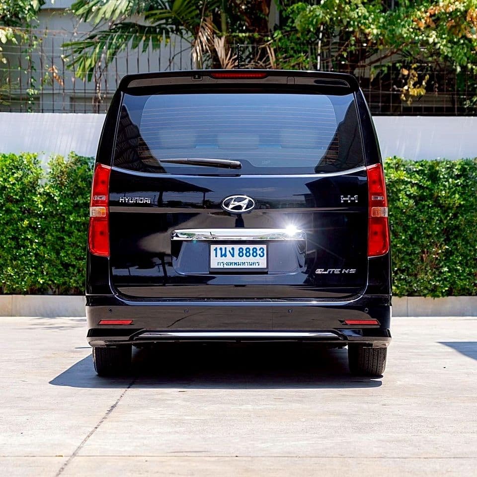 HYUNDAI H-1 2.5 ELITE NS ปี 2023