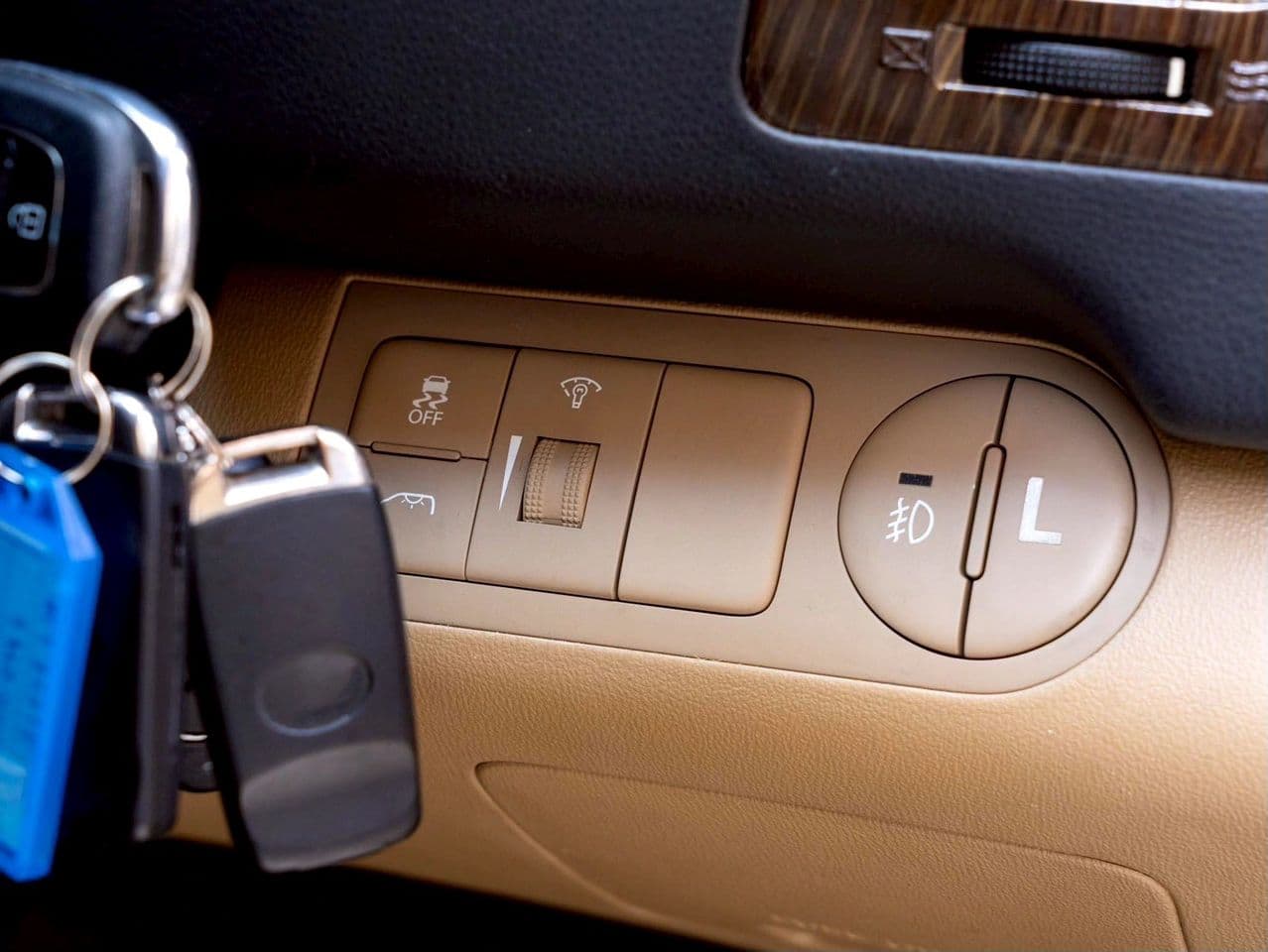 HYUNDAI H-1 2.5 ELITE NS ปี 2023