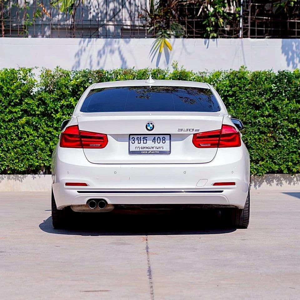 2017 BMW 330e 2.0 Iconic (CKD) F30