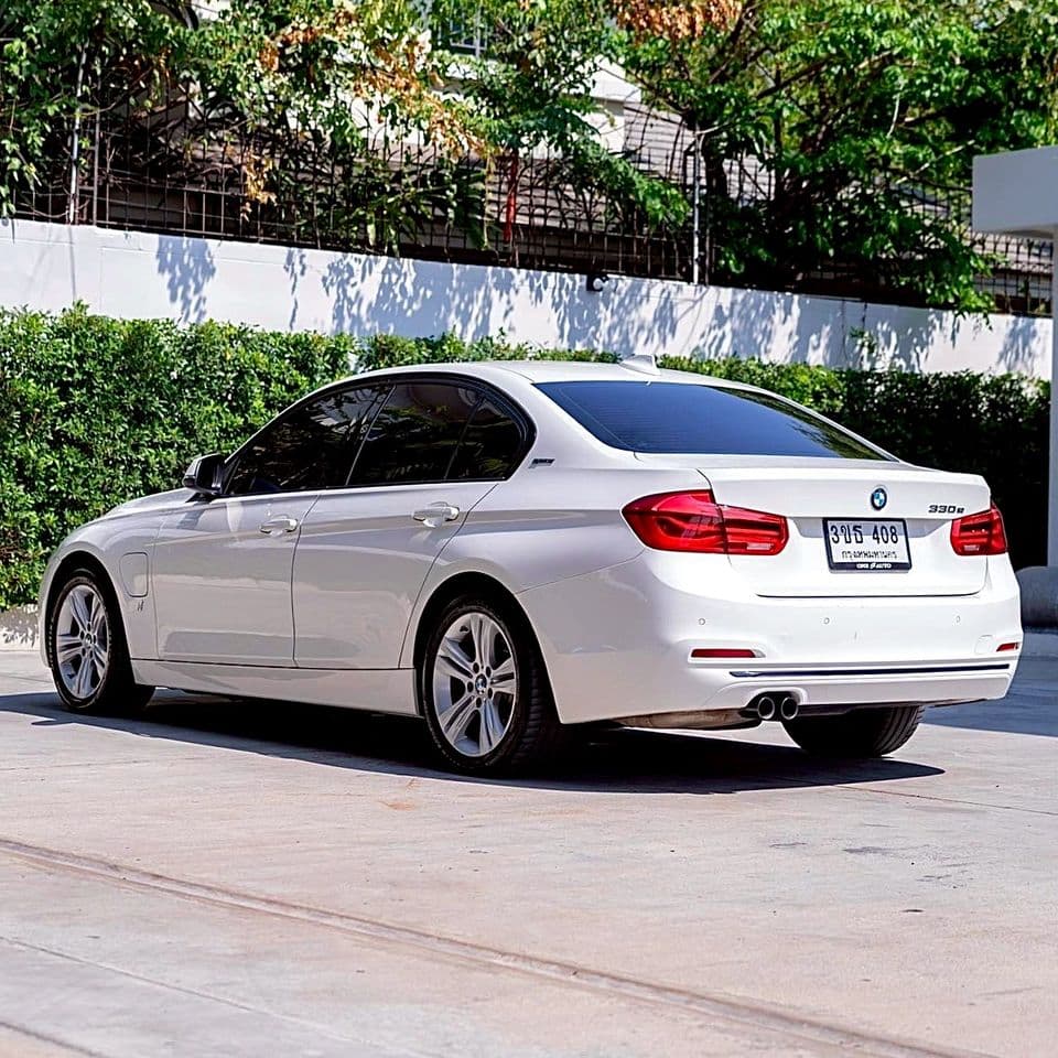 2017 BMW 330e 2.0 Iconic (CKD) F30