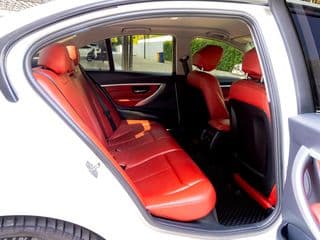 2017 BMW 330e 2.0 Iconic (CKD) F30 - image blurred placeholder