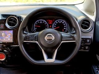 2017 Nissan NOTE 1.2 VL - image blurred placeholder