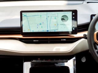 2022 Haval H6 1.5 Hybrid HEV Ultra - image blurred placeholder