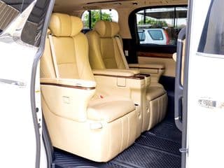 2015 TOYOTA VELLFIRE 2.5 Hybrid (ชุดแต่ง LEXUS LM300) - image blurred placeholder