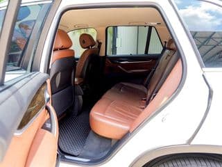 BMW X5 ปี 2014 2.0 sDrive25d Pure Experience (F15) - image blurred placeholder