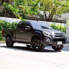 2017 isuzu D-MAX ALL NEW BLUE POWER SPACE CAB Hi-Lander 1.9 Ddi - image blurred placeholder