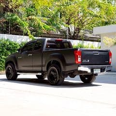 2017 isuzu D-MAX ALL NEW BLUE POWER SPACE CAB Hi-Lander 1.9 Ddi - image blurred placeholder