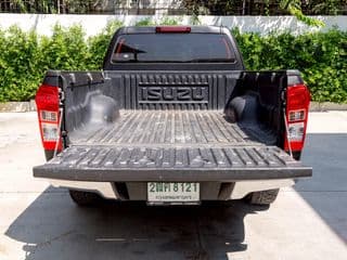 2017 isuzu D-MAX ALL NEW BLUE POWER SPACE CAB Hi-Lander 1.9 Ddi - image blurred placeholder