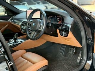 2021 BMW 520d 2.0 M Sport (G30) LCI (CKD) - image blurred placeholder