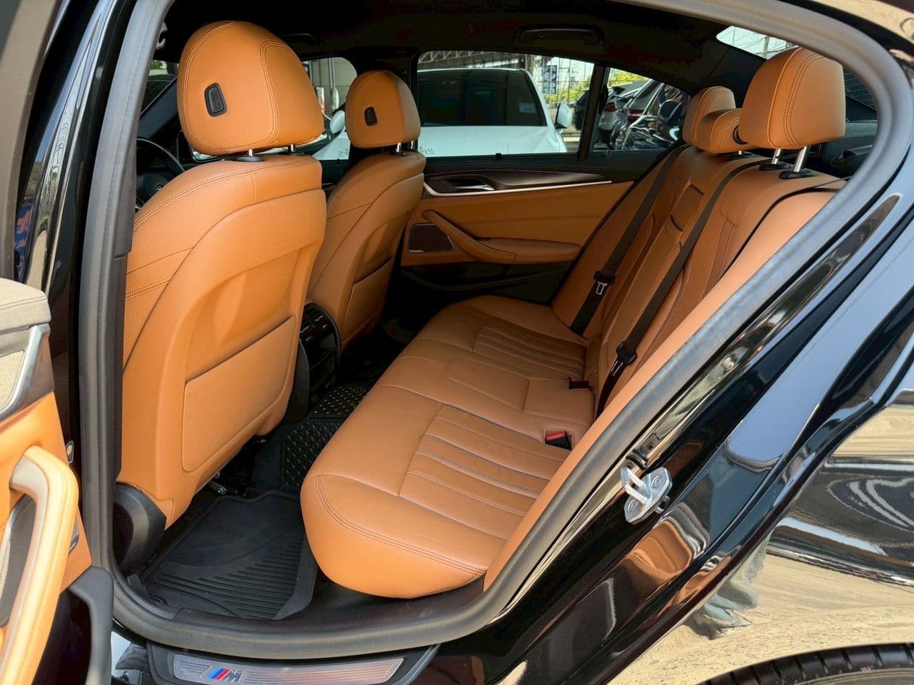 2021 BMW 520d 2.0 M Sport (G30) LCI (CKD)