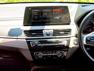 2020 BMW X1 2.0 sDrive20d xLine LCI (CKD) - image blurred placeholder