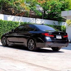 2021 BMW 520d 2.0 M Sport (G30) LCI (CKD) - image blurred placeholder