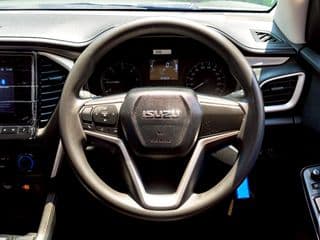 2023 Isuzu MU-X 1.9 Active 2WD - image blurred placeholder