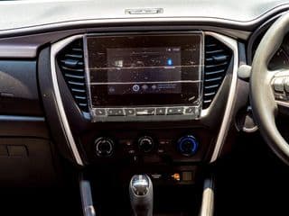 2023 Isuzu MU-X 1.9 Active 2WD - image blurred placeholder