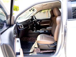 2023 Isuzu MU-X 1.9 Active 2WD - image blurred placeholder