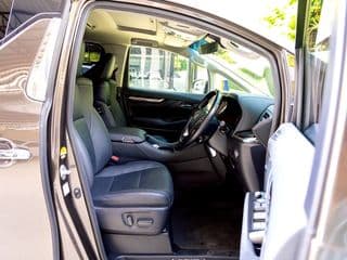 2023 Toyota Alphard 2.5L S C-Package (MNC) - image blurred placeholder