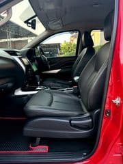 2018 Nissan Navara Np300 VL 4WD - image blurred placeholder