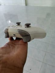 Flydigi Dune Fox Gamepad - image blurred placeholder