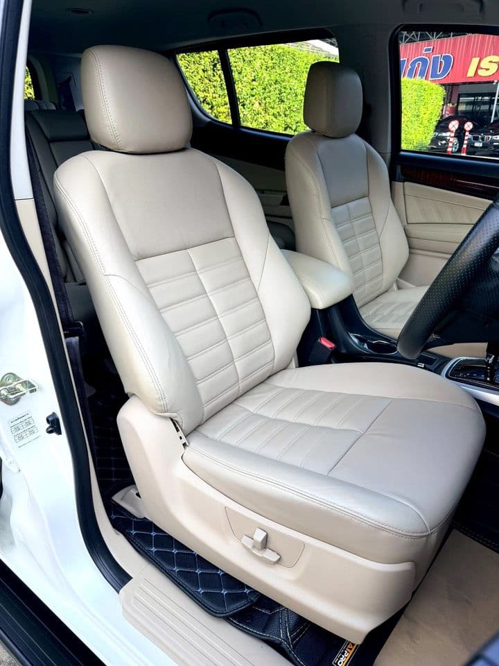 2017 Isuzu MU-X 3.0 2WD DVD Navigation