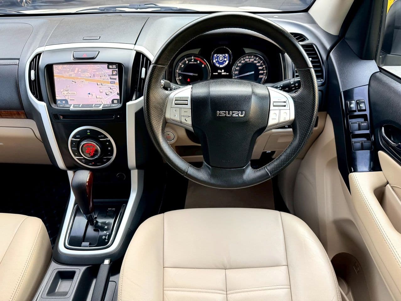 2017 Isuzu MU-X 3.0 2WD DVD Navigation