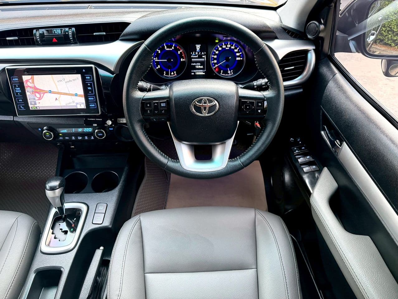 2016 Toyota Revo Prerunner 2.4 G 4-Door